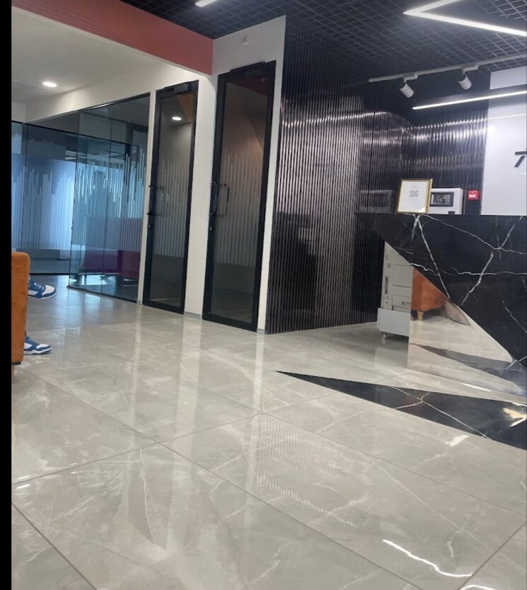  Parking, sector 62 Commercial Co Working Space 1500 Sq.Ft. In Sector 62 Noida 8243948