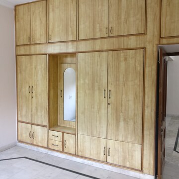 Furnished Amenities in 2 BHK Independent House at Sector 16 – for Rent