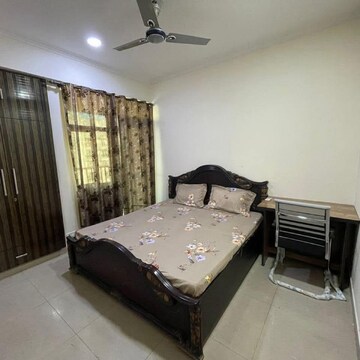 Bedroom in 3 BHK Apartment at Supertech Cape Town, Sector 74 – for Rent