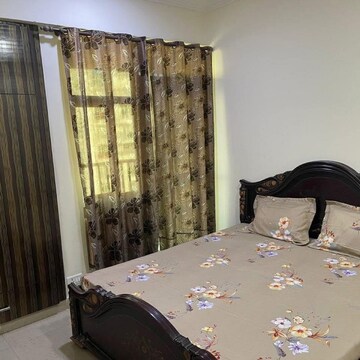Bedroom in 3 BHK Apartment at Supertech Cape Town, Sector 74 – for Rent