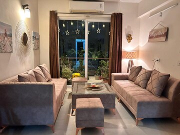 Living Room in 5 BHK Apartment at Bestech Park View Grand Spa, Sector 81 – for Sale