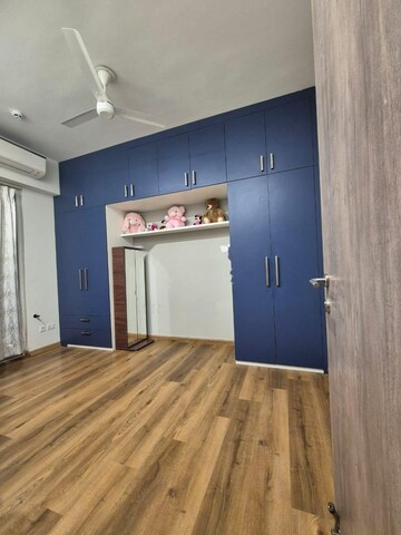 3 BHK Apartment For Rent in Emaar Palm Heights, Sector 77