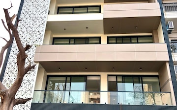 3 BHK Builder Floor For Sale in Sector 7