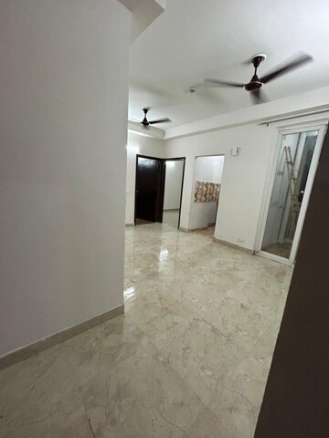 Room in 2.5 BHK Apartment at Amrapali Riverview, Amrapali Leisure Valley – for Rent