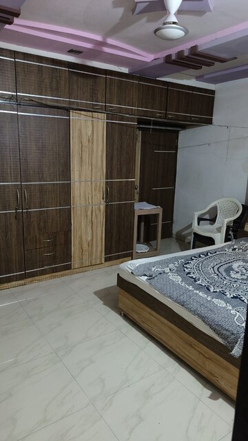 Bedroom in 2 BHK Apartment at Ambawadi – for Rent