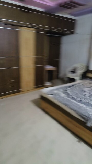 Bedroom in 2 BHK Apartment at Ambawadi – for Rent