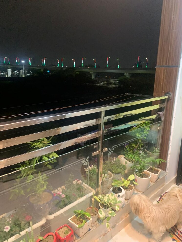 Balcony, indirapuram shakti khand 1 3 Bedroom 1350 Sq.Ft. Builder Floor In Indirapuram Shakti Khand 1 Ghaziabad 8244555