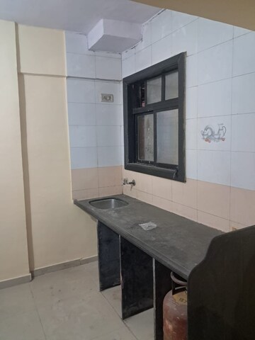 Kitchen in 1.5 BHK Apartment at Dombivli West – for Rent