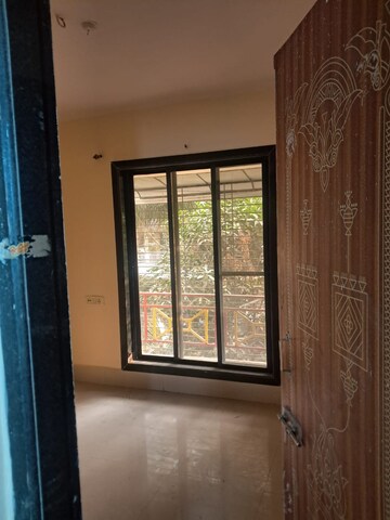 Room in 1.5 BHK Apartment at Dombivli West – for Rent