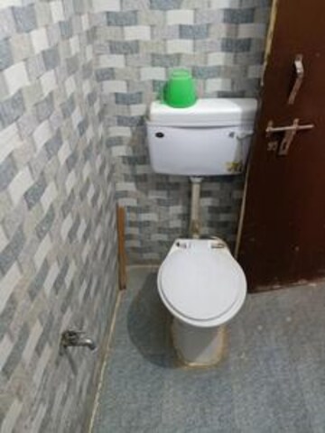Bathroom in 3 BHK Builder Floor at DLF Vibhuti Khand, Gomti Nagar – for Rent