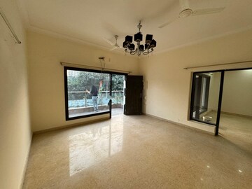 Room in 3.5 BHK Apartment at SS Almeria, Sector 84 – for Rent