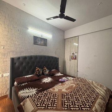 2 BHK Apartment For Rent in Prateek Grand Carnesia, Pratap Vihar