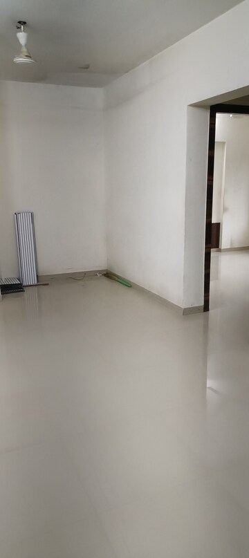 Room in 3 BHK Apartment at Royal Palms Ruby Isle Apartment, Goregaon East – for Sale