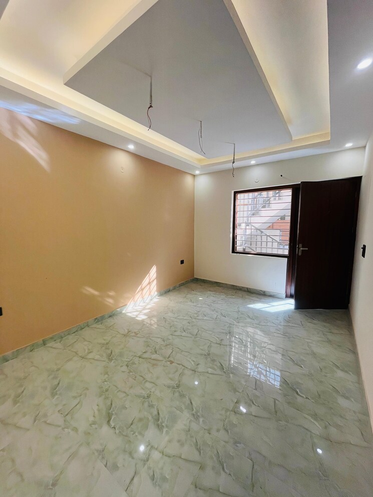 Room, gms road 3 Bedroom 90 Sq.Yd. Independent House In Gms Road Dehradun 8244773