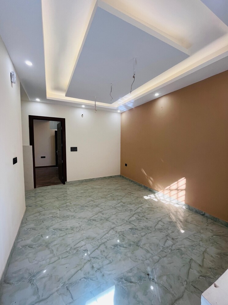 Room, gms road 3 Bedroom 90 Sq.Yd. Independent House In Gms Road Dehradun 8244773
