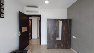 Room in 2 BHK Apartment at Hiranandani Zen Atlantis, Powai – for Rent