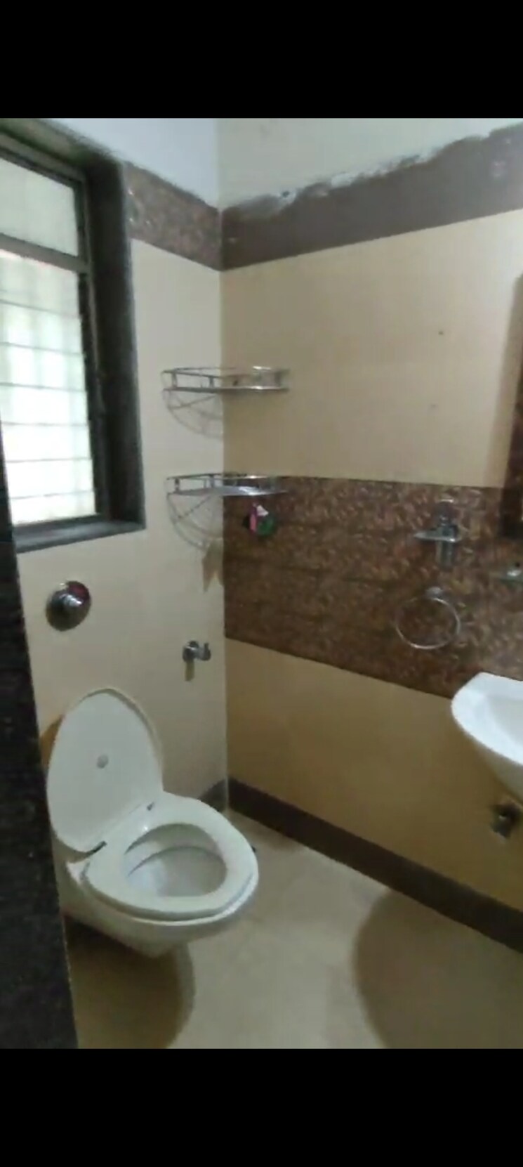 Bathroom, rassiwala-compound 2 Bedroom 750 Sq.Ft. Apartment In Kurla West Mumbai 8245007