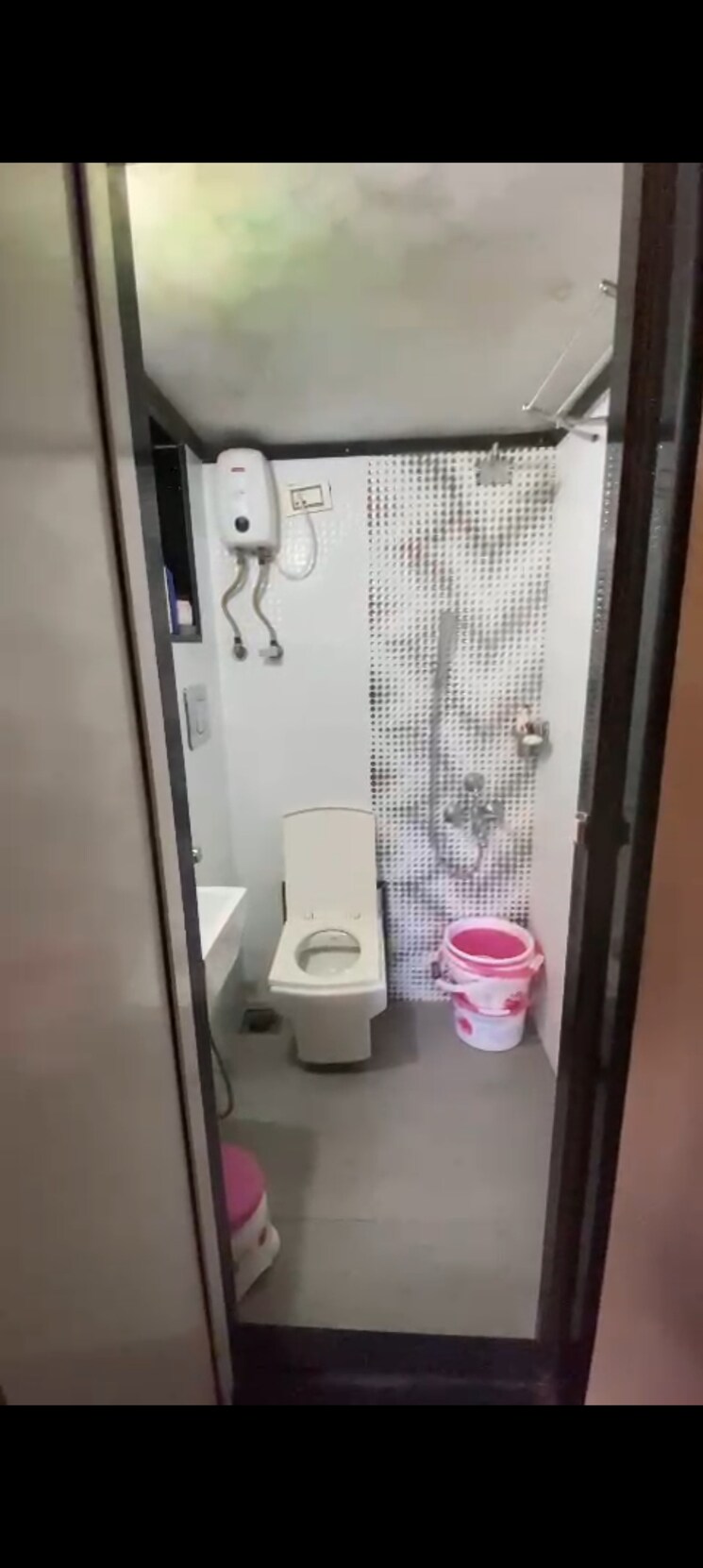 Bathroom, rassiwala-compound 2 Bedroom 750 Sq.Ft. Apartment In Kurla West Mumbai 8245007