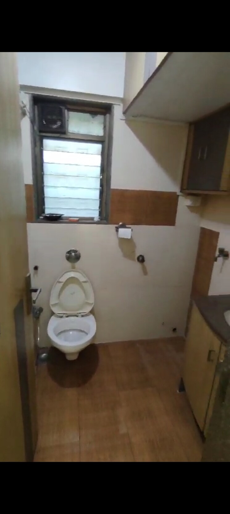 Bathroom, rassiwala-compound 2 Bedroom 750 Sq.Ft. Apartment In Kurla West Mumbai 8245007