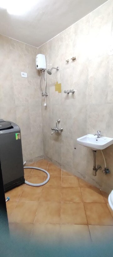  2 BHK Apartment at Amrut Apartment	Matunga East, Matunga East – for Rent