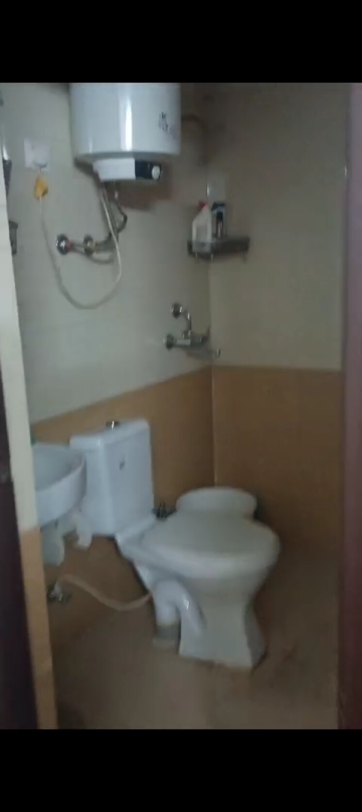 Bathroom, windsor-paradise-2 2 Bedroom 1025 Sq.Ft. Apartment In Raj Nagar Extension Ghaziabad 8245344