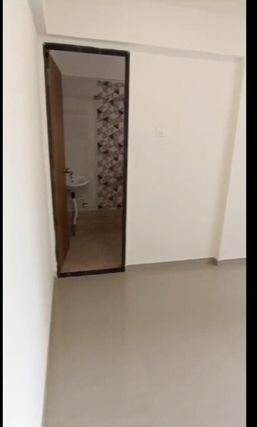 Room in 2 BHK Apartment at Vaishnavi City, Uruli Devachi – for Sale