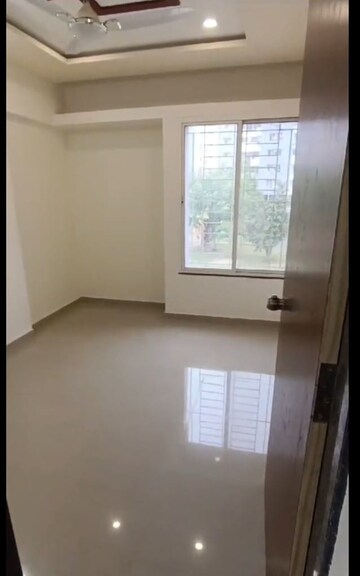 Room in 2 BHK Apartment at Vaishnavi City, Uruli Devachi – for Sale