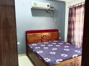 Bedroom in 1 BHK Apartment at Sector 51 – for Rent