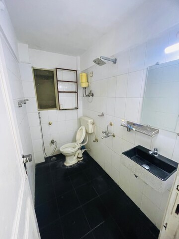 Master Bedroom in 3 BHK Apartment at Sagar Darshan Towers, Nerul – for Rent