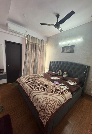 Bedroom in 1.5 BHK Apartment at Prateek Grand City, Siddharth Vihar – for Rent