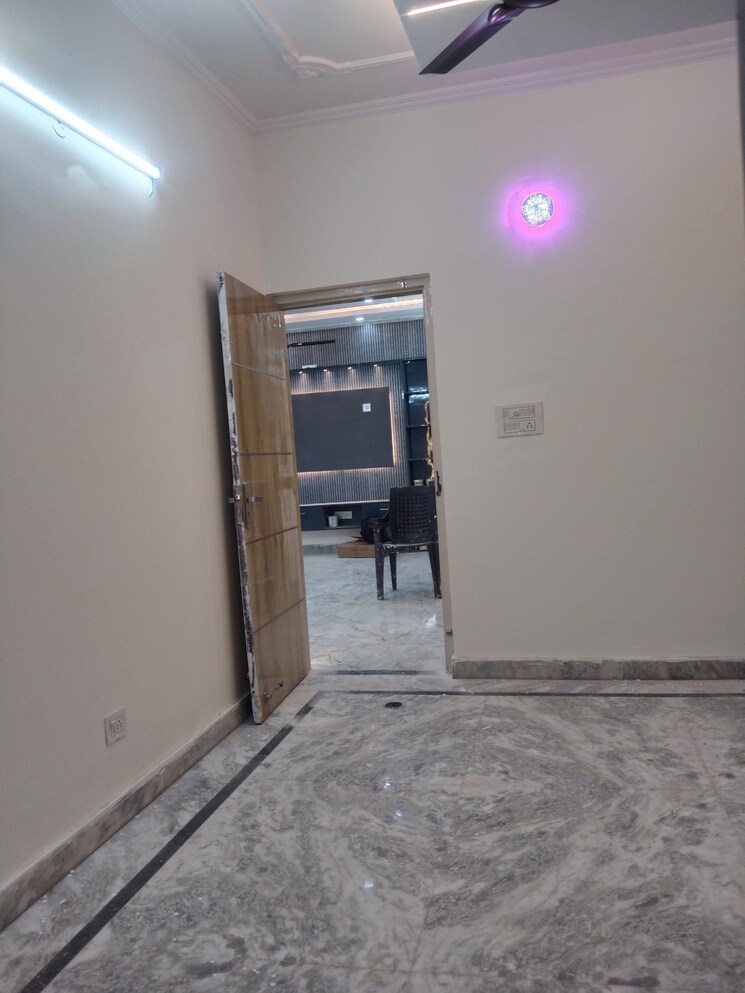 Room, shakti khand 2 Bedroom 1150 Sq.Ft. Builder Floor In Shakti Khand Ghaziabad 8245378