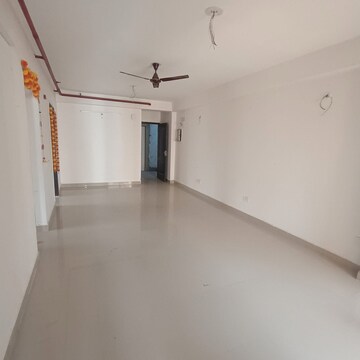 Room in 3 BHK Apartment at Amrapali Zodiac, Sector 120 – for Rent
