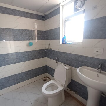 Team Area in 3 BHK Apartment at Amrapali Zodiac, Sector 120 – for Rent