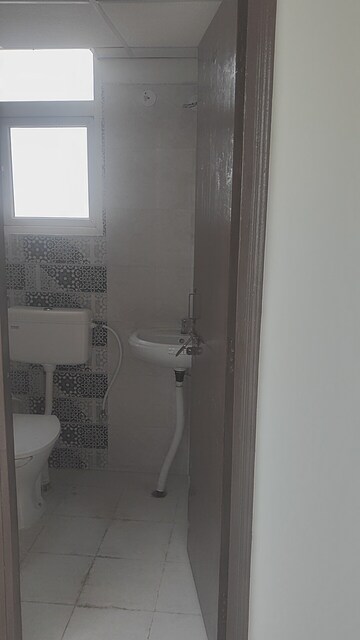 Bathroom in 3 BHK Apartment at Khamla – for Rent