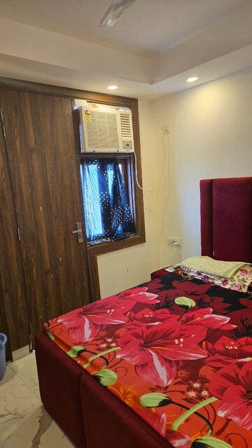 Bedroom in 1 BHK Builder Floor at Saket – for Rent