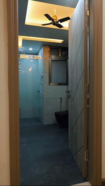Bathroom in 4 BHK Builder Floor at Ansal Sushant Lok I, Sector 43 – for Rent