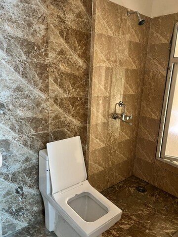 Bathroom in 2.5 BHK Apartment at Prateek Grand City, Siddharth Vihar – for Rent