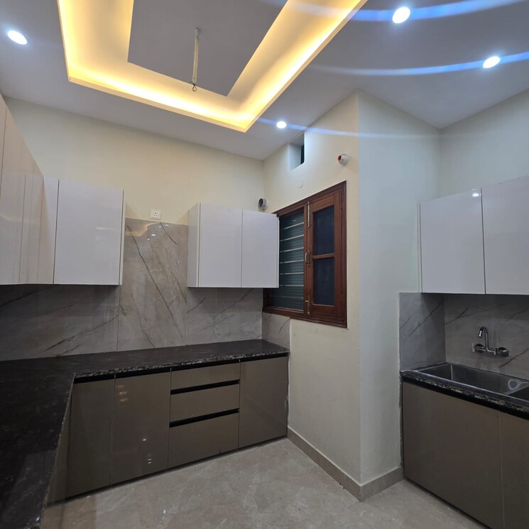 Kitchen, kharar mohali road 4 Bedroom 161 Sq.Yd. Builder Floor In Kharar Mohali Road Kharar 8245667
