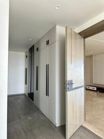 Building Lobby in 4 BHK Apartment at Bestech Park View Grand Spa, Sector 81 – for Rent