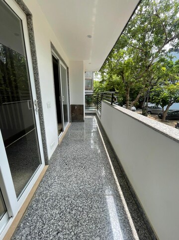 Balcony in 3 BHK Builder Floor at Sector 26a – for Rent