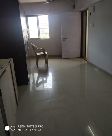 Room in Studio Apartment at Viman Darshan CHS, Andheri East – for Rent