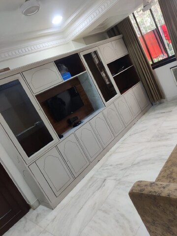 Balcony in 1.5 BHK Apartment at Bandra West – for Rent
