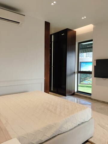Room in 3.5 BHK Apartment at Goel Ganga Avanta, Mundhwa – for Sale