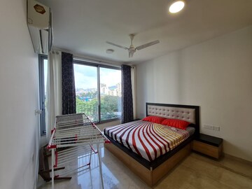Bedroom in 4 BHK Apartment at Sector 12 – for Rent