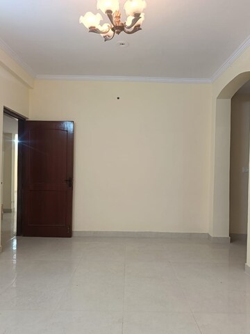 Room in 3 BHK Apartment at SS Mayfield Gardens, Sector 51 – for Rent
