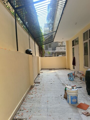 Room in 3 BHK Apartment at SS Mayfield Gardens, Sector 51 – for Rent