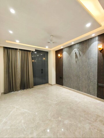 Bedroom in 1.5 BHK Builder Floor at Ansal Plaza Sector-23, Sector 23 – for Rent