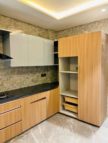 Kitchen in 1.5 BHK Builder Floor at Ansal Plaza Sector-23, Sector 23 – for Rent