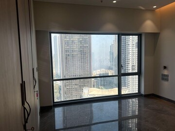 Room in 4 BHK Apartment at Lodha The World Towers World One Tier 2, Worli – for Rent