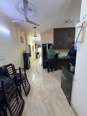 Gym in 2 BHK Builder Floor at Malviya Nagar – for Rent